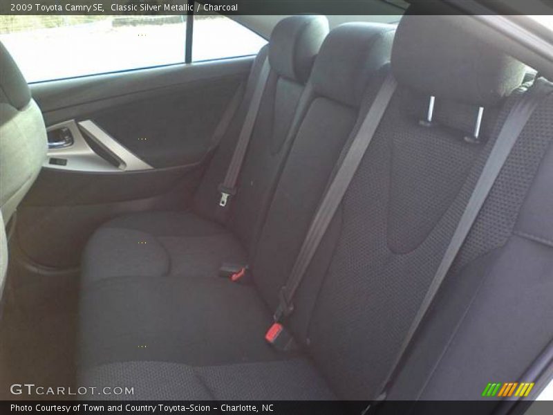 Classic Silver Metallic / Charcoal 2009 Toyota Camry SE