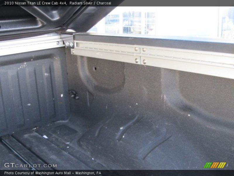 Radiant Silver / Charcoal 2010 Nissan Titan LE Crew Cab 4x4