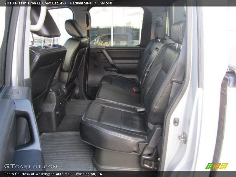 Radiant Silver / Charcoal 2010 Nissan Titan LE Crew Cab 4x4
