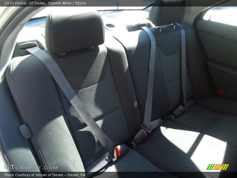 Summit White / Ebony 2010 Pontiac G6 Sedan