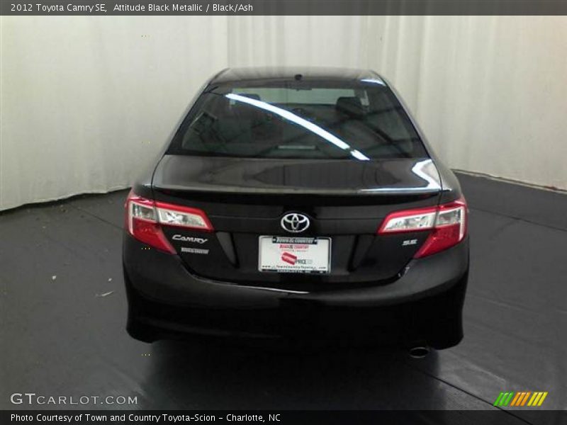 Attitude Black Metallic / Black/Ash 2012 Toyota Camry SE