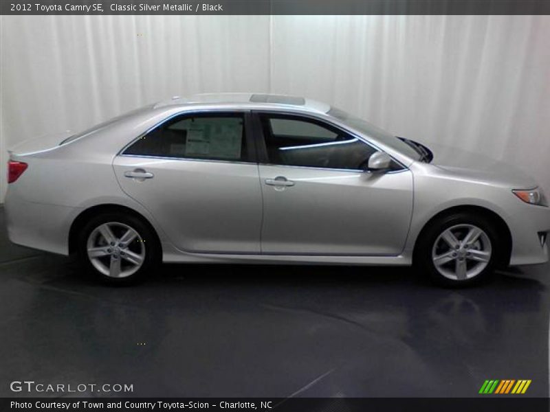 Classic Silver Metallic / Black 2012 Toyota Camry SE