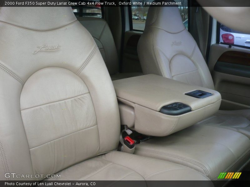 Oxford White / Medium Parchment 2000 Ford F350 Super Duty Lariat Crew Cab 4x4 Plow Truck