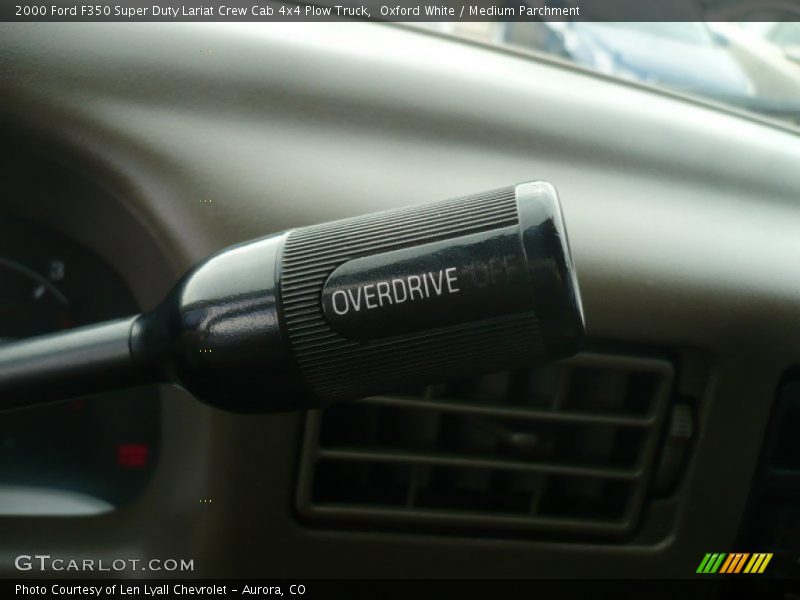 Oxford White / Medium Parchment 2000 Ford F350 Super Duty Lariat Crew Cab 4x4 Plow Truck