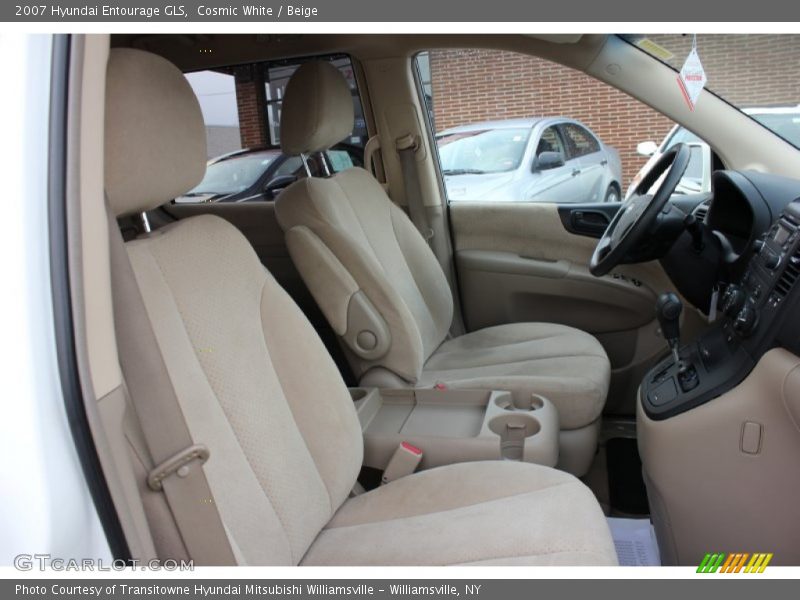 Cosmic White / Beige 2007 Hyundai Entourage GLS