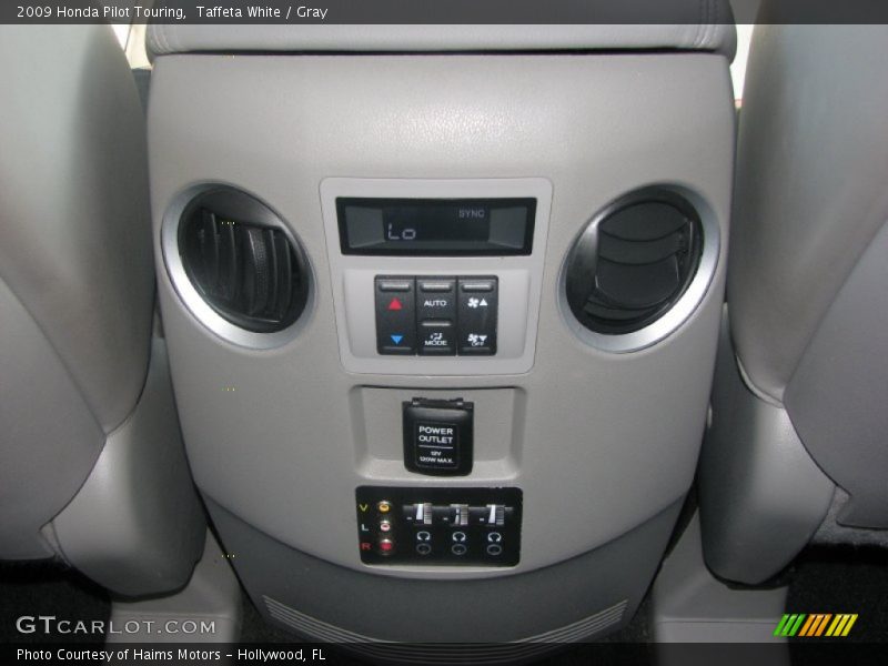 Taffeta White / Gray 2009 Honda Pilot Touring