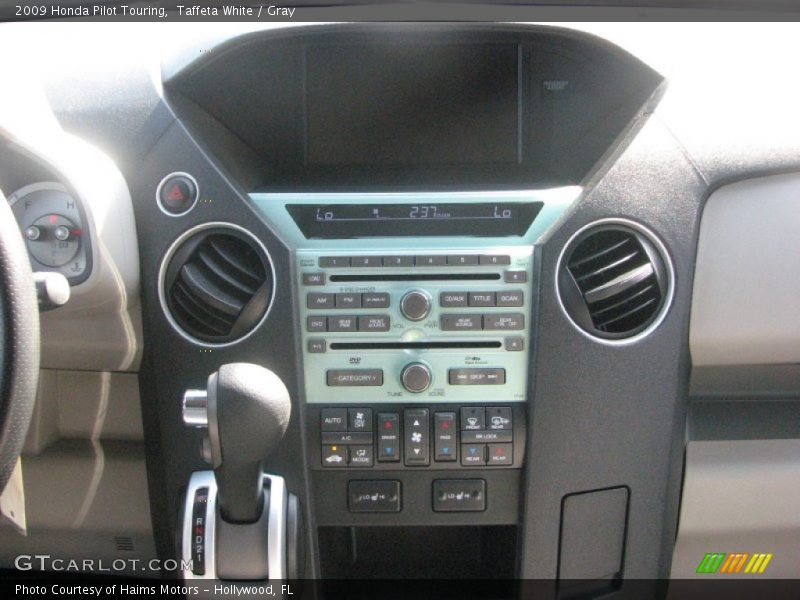 Taffeta White / Gray 2009 Honda Pilot Touring