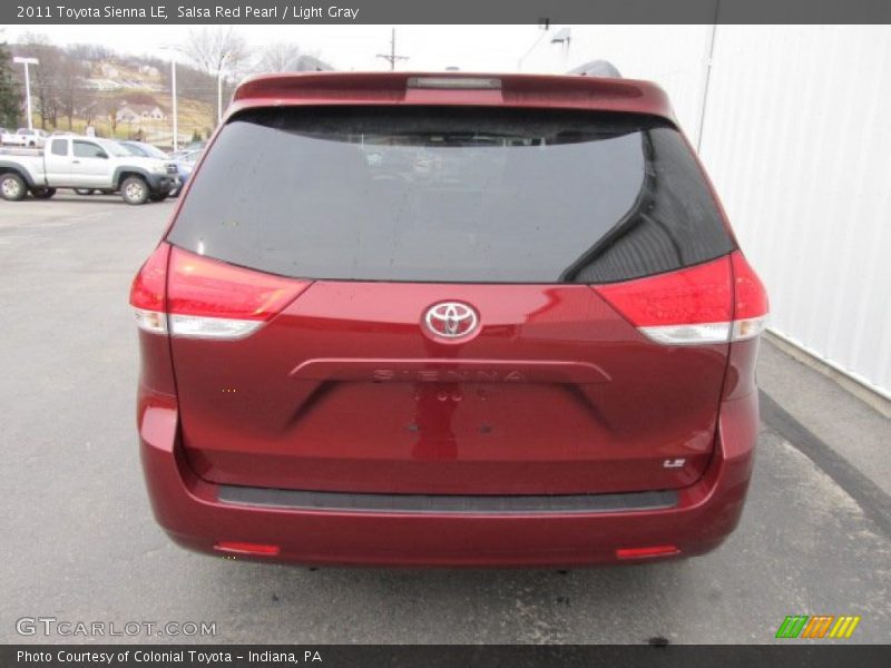 Salsa Red Pearl / Light Gray 2011 Toyota Sienna LE