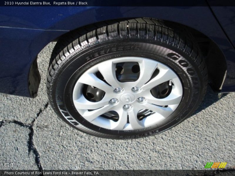 Regatta Blue / Black 2010 Hyundai Elantra Blue