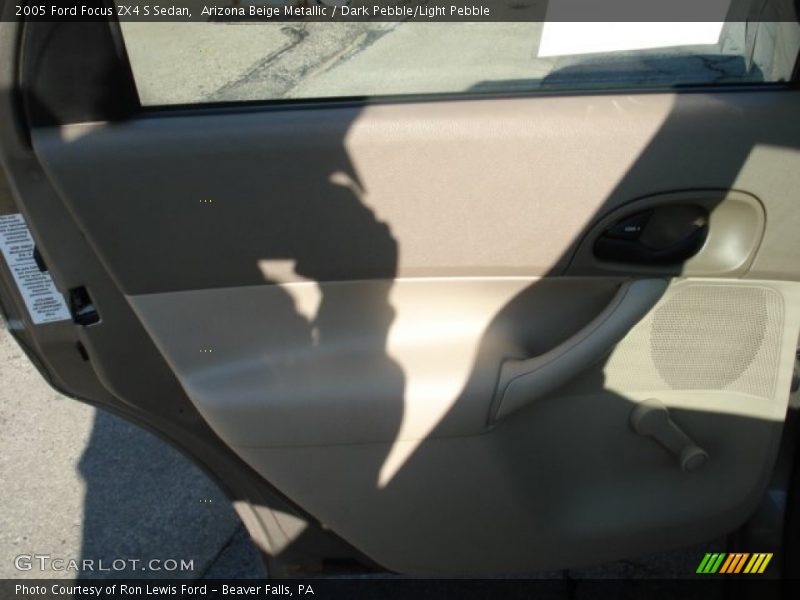 Arizona Beige Metallic / Dark Pebble/Light Pebble 2005 Ford Focus ZX4 S Sedan