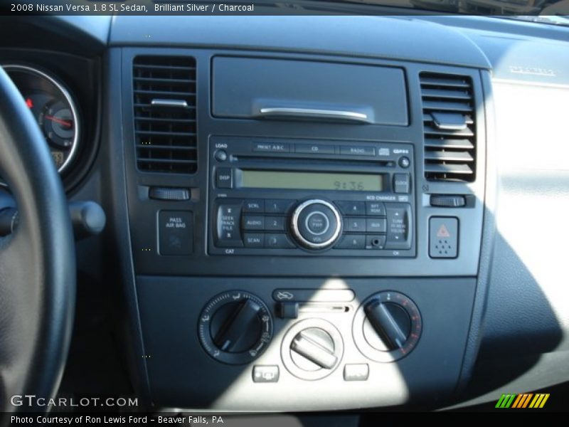 Brilliant Silver / Charcoal 2008 Nissan Versa 1.8 SL Sedan