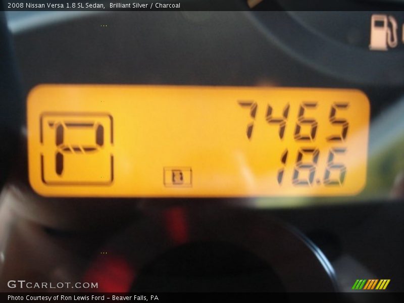 Brilliant Silver / Charcoal 2008 Nissan Versa 1.8 SL Sedan