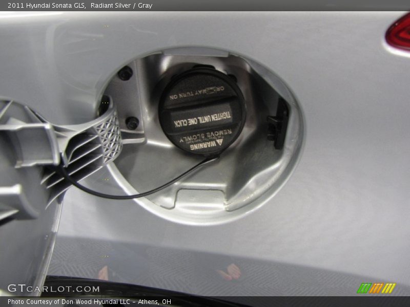 Radiant Silver / Gray 2011 Hyundai Sonata GLS