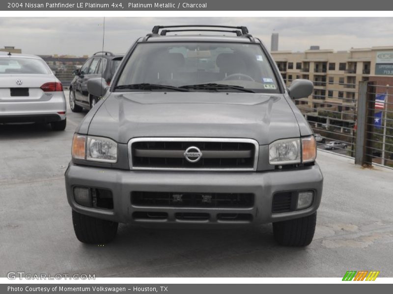 Platinum Metallic / Charcoal 2004 Nissan Pathfinder LE Platinum 4x4