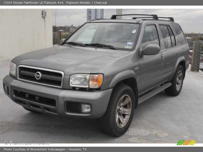 Platinum Metallic / Charcoal 2004 Nissan Pathfinder LE Platinum 4x4