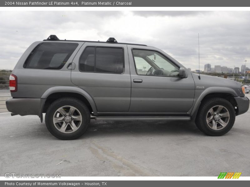 Platinum Metallic / Charcoal 2004 Nissan Pathfinder LE Platinum 4x4