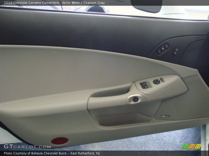 Arctic White / Titanium Gray 2011 Chevrolet Corvette Convertible
