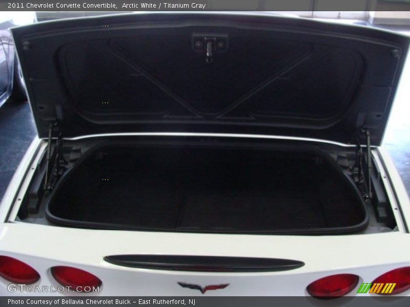 Arctic White / Titanium Gray 2011 Chevrolet Corvette Convertible
