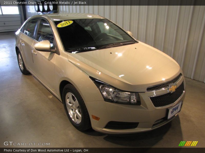 Gold Mist Metallic / Jet Black 2011 Chevrolet Cruze LT
