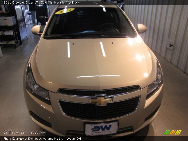 Gold Mist Metallic / Jet Black 2011 Chevrolet Cruze LT
