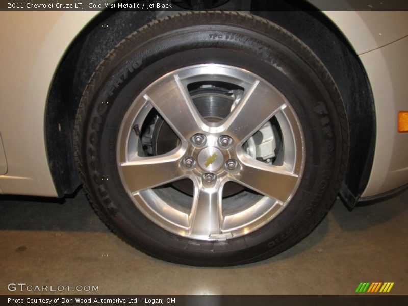 Gold Mist Metallic / Jet Black 2011 Chevrolet Cruze LT