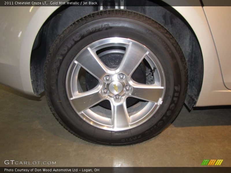 Gold Mist Metallic / Jet Black 2011 Chevrolet Cruze LT