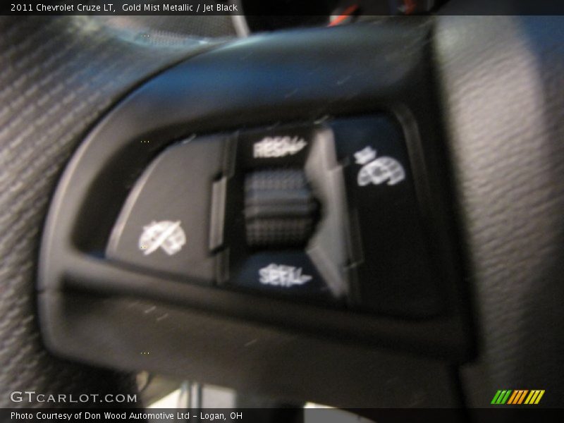 Gold Mist Metallic / Jet Black 2011 Chevrolet Cruze LT