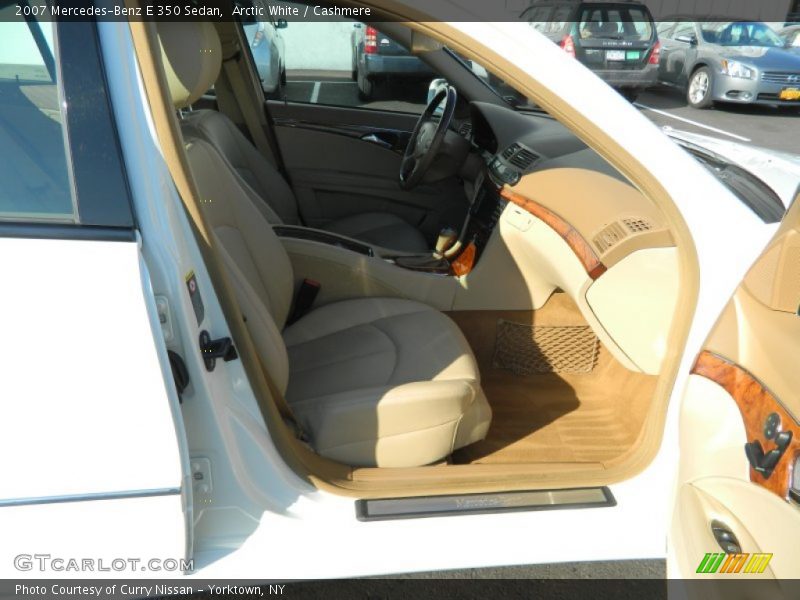 Arctic White / Cashmere 2007 Mercedes-Benz E 350 Sedan