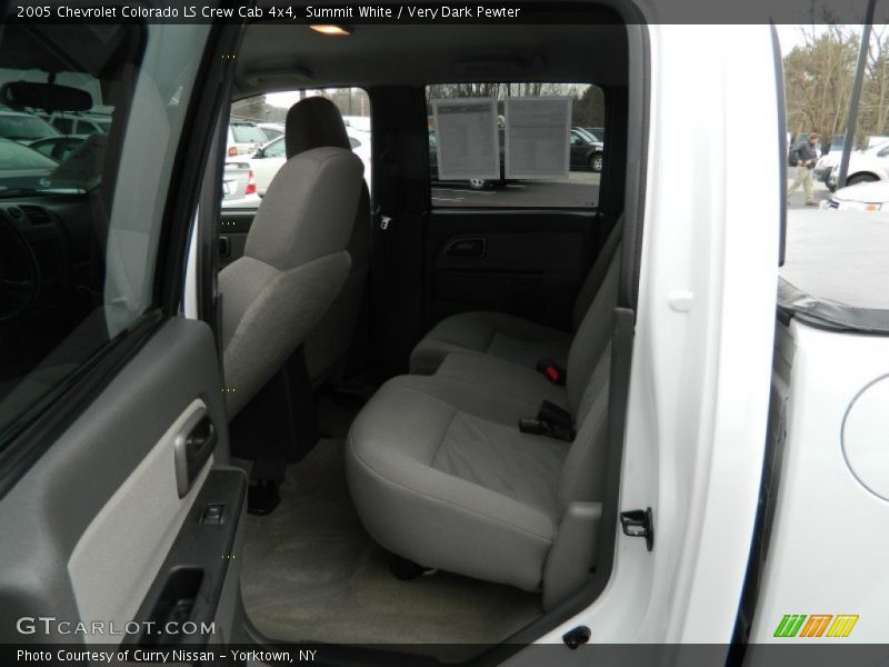 Summit White / Very Dark Pewter 2005 Chevrolet Colorado LS Crew Cab 4x4