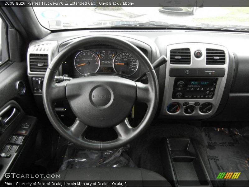 Dashboard of 2008 i-Series Truck i-370 LS Extended Cab
