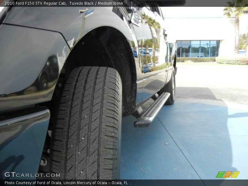 Tuxedo Black / Medium Stone 2010 Ford F150 STX Regular Cab