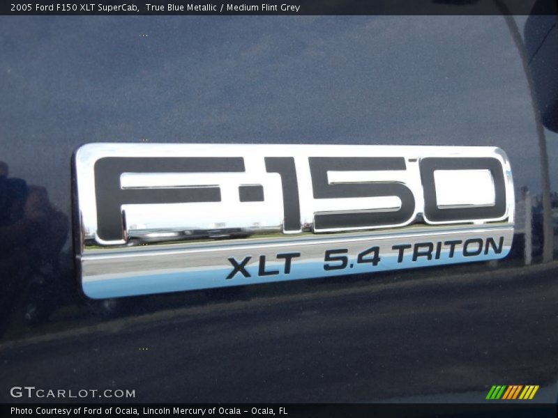 True Blue Metallic / Medium Flint Grey 2005 Ford F150 XLT SuperCab