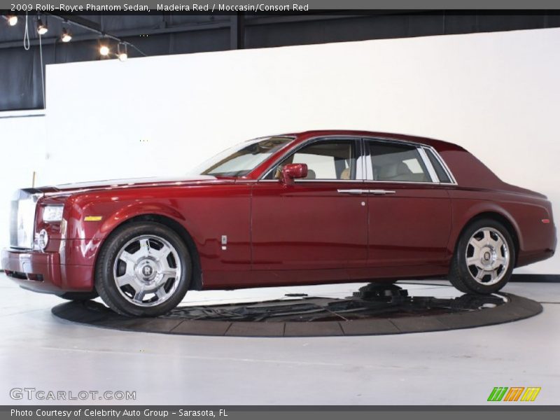 Madeira Red / Moccasin/Consort Red 2009 Rolls-Royce Phantom Sedan