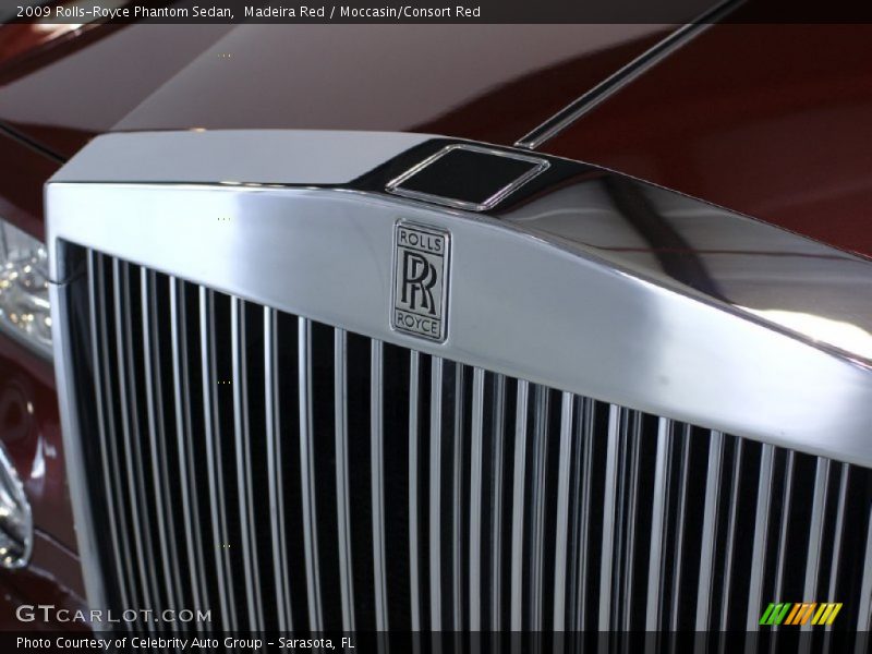 Madeira Red / Moccasin/Consort Red 2009 Rolls-Royce Phantom Sedan