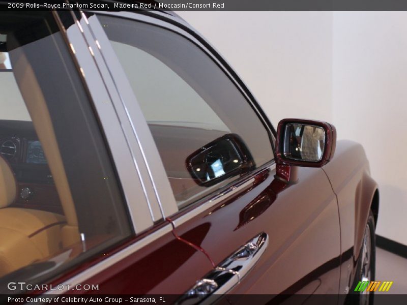 Madeira Red / Moccasin/Consort Red 2009 Rolls-Royce Phantom Sedan