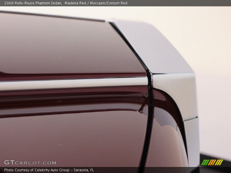 Madeira Red / Moccasin/Consort Red 2009 Rolls-Royce Phantom Sedan
