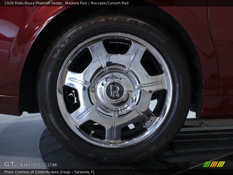  2009 Phantom Sedan Wheel