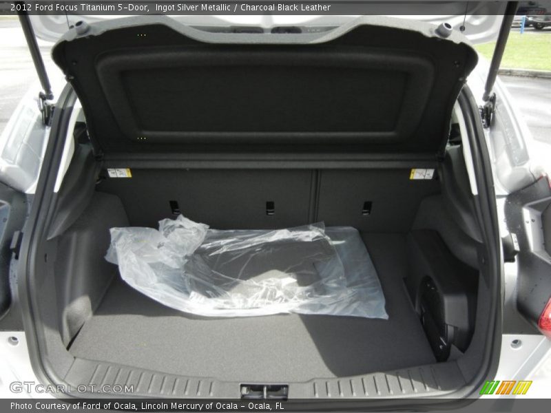  2012 Focus Titanium 5-Door Trunk