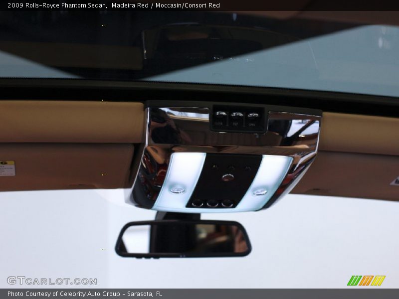 Madeira Red / Moccasin/Consort Red 2009 Rolls-Royce Phantom Sedan