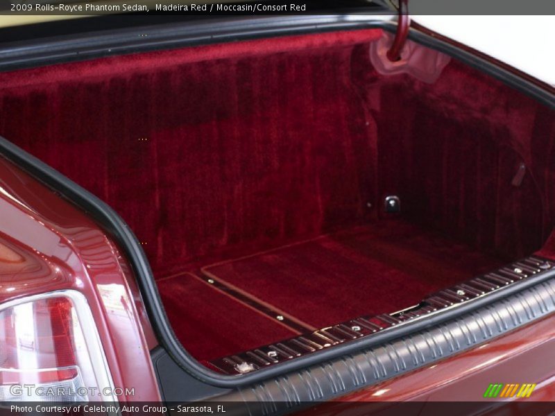 Madeira Red / Moccasin/Consort Red 2009 Rolls-Royce Phantom Sedan