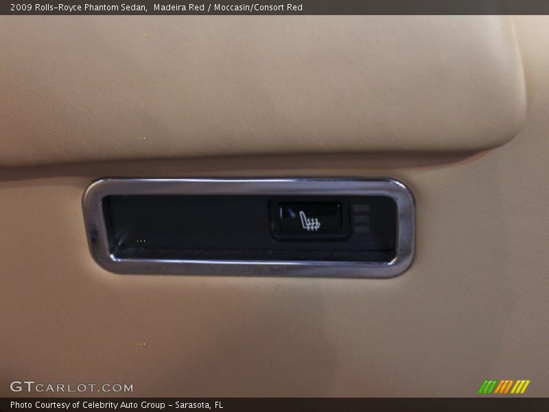 Madeira Red / Moccasin/Consort Red 2009 Rolls-Royce Phantom Sedan