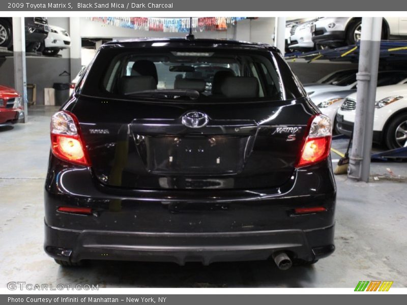 Black Sand Mica / Dark Charcoal 2009 Toyota Matrix S