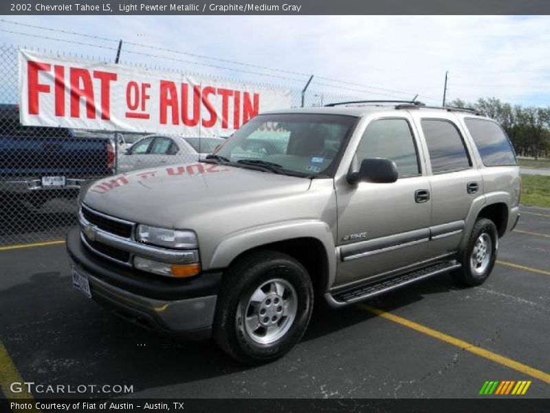 Light Pewter Metallic / Graphite/Medium Gray 2002 Chevrolet Tahoe LS