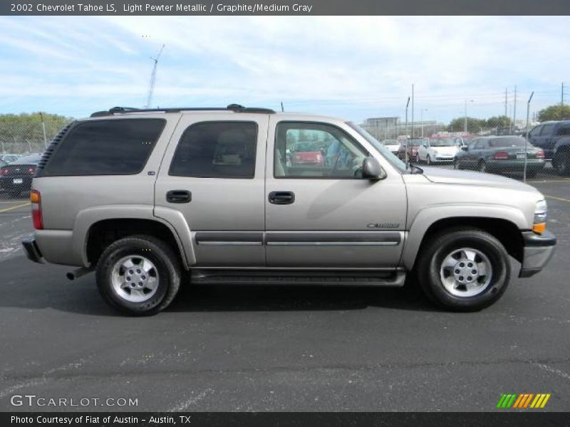 Light Pewter Metallic / Graphite/Medium Gray 2002 Chevrolet Tahoe LS