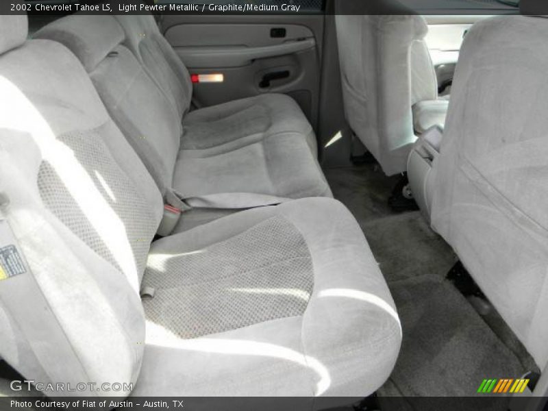 Light Pewter Metallic / Graphite/Medium Gray 2002 Chevrolet Tahoe LS