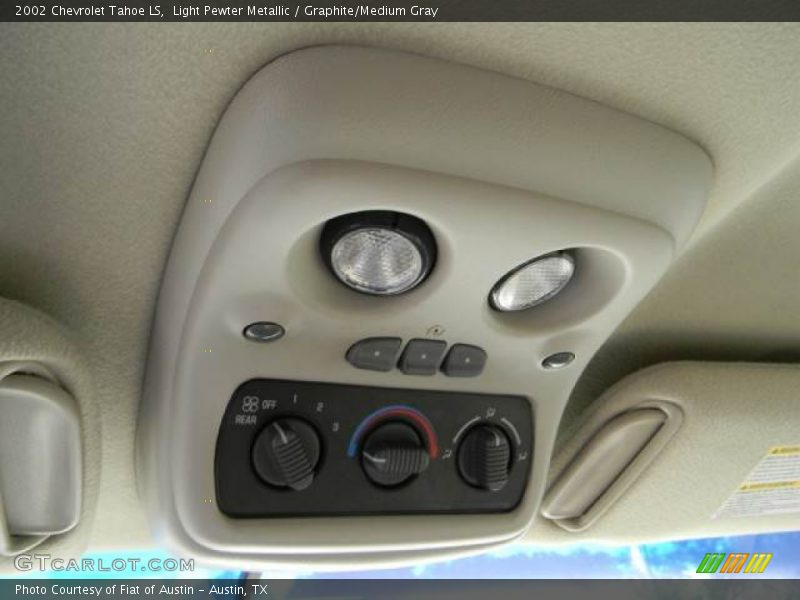 Light Pewter Metallic / Graphite/Medium Gray 2002 Chevrolet Tahoe LS