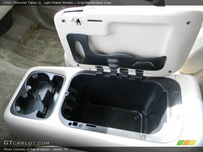 Light Pewter Metallic / Graphite/Medium Gray 2002 Chevrolet Tahoe LS