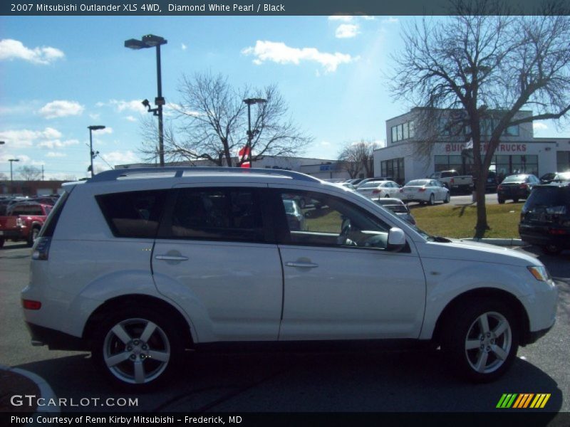 Diamond White Pearl / Black 2007 Mitsubishi Outlander XLS 4WD