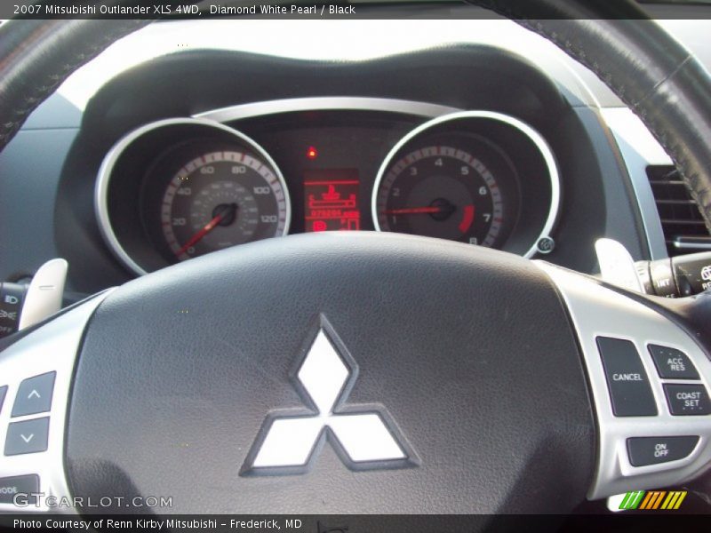 Diamond White Pearl / Black 2007 Mitsubishi Outlander XLS 4WD