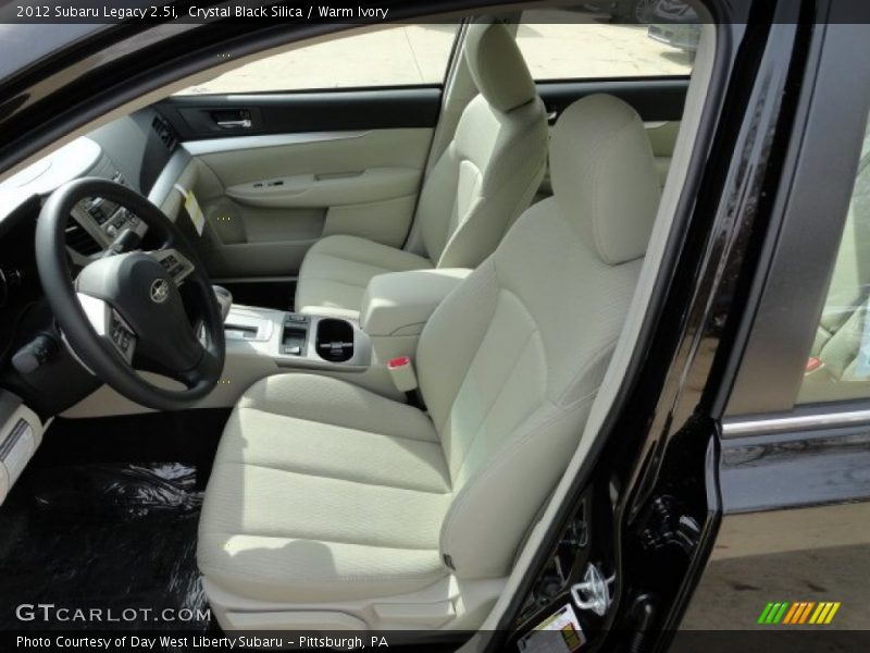 Crystal Black Silica / Warm Ivory 2012 Subaru Legacy 2.5i